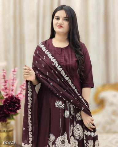 Sophisticated Wine Cotton Kurta Set with Ivory Floral